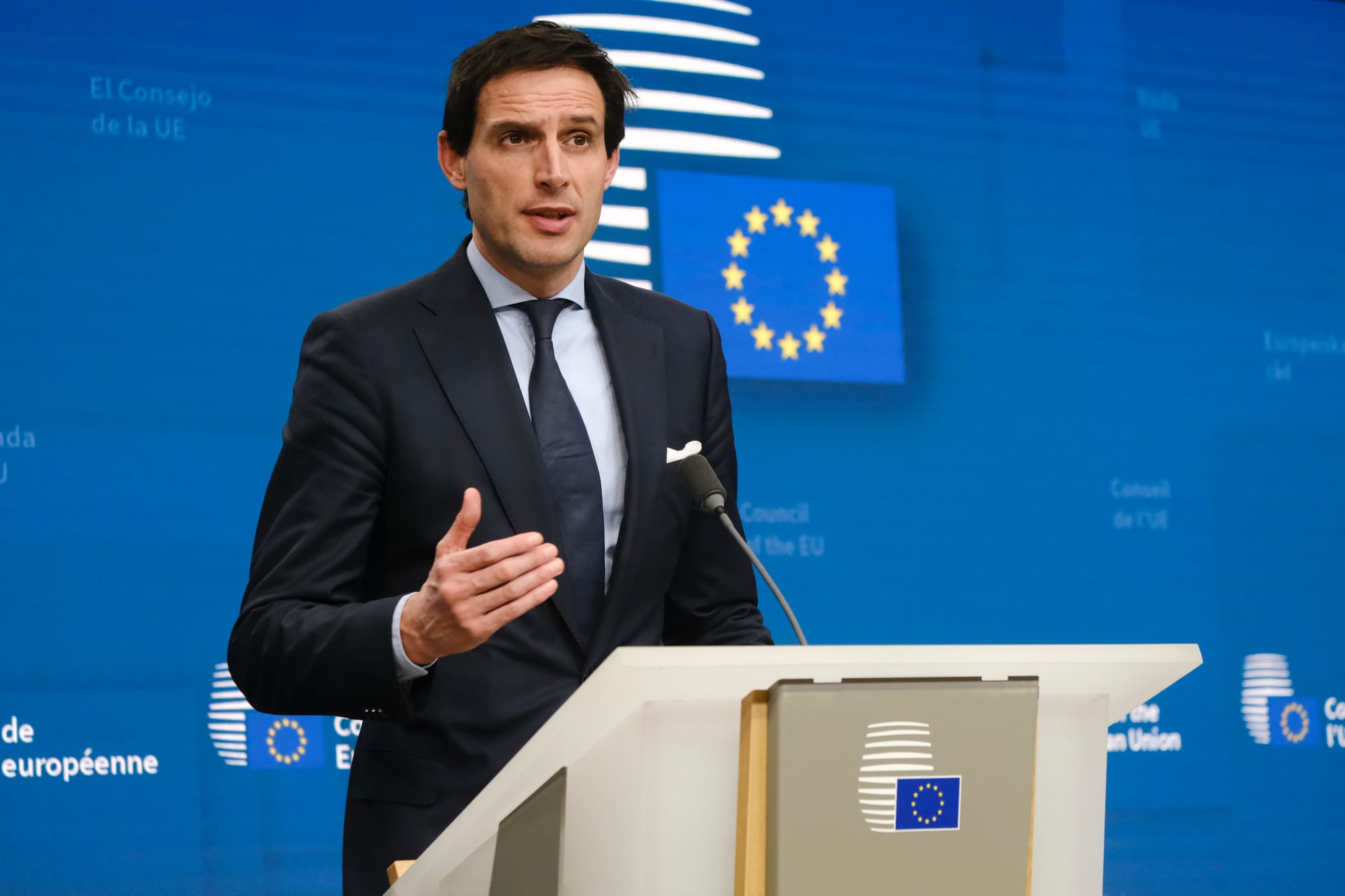EU Commissioner warns of ‘toy-like’ vapes ahead of debate on tobacco tax rules