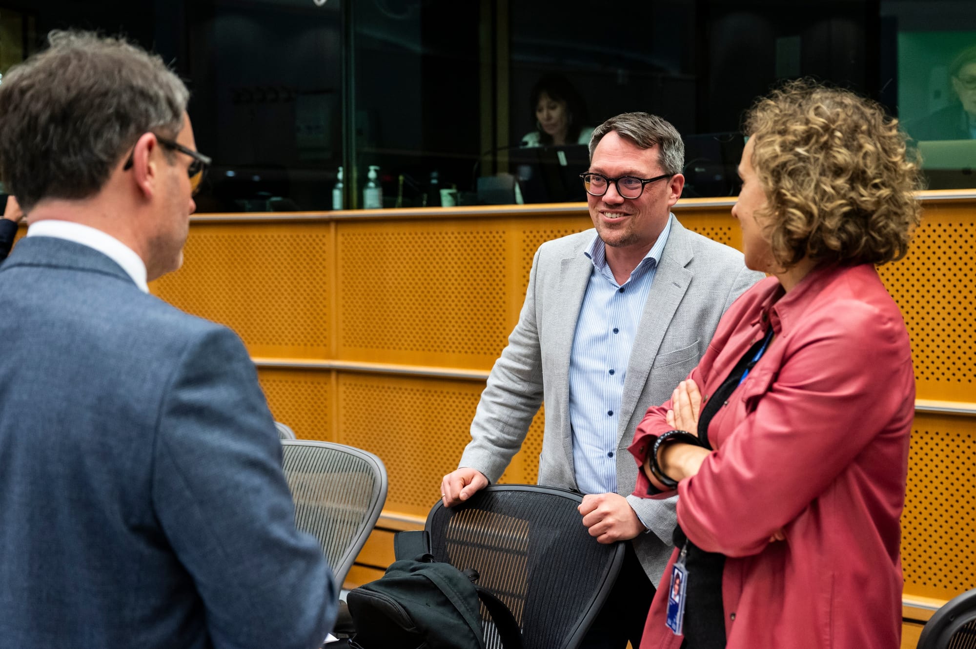 EU reaches landmark pharma deal after marathon overnight talks