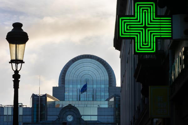 Auditors say the EU must strengthen its response to critical medicine shortages